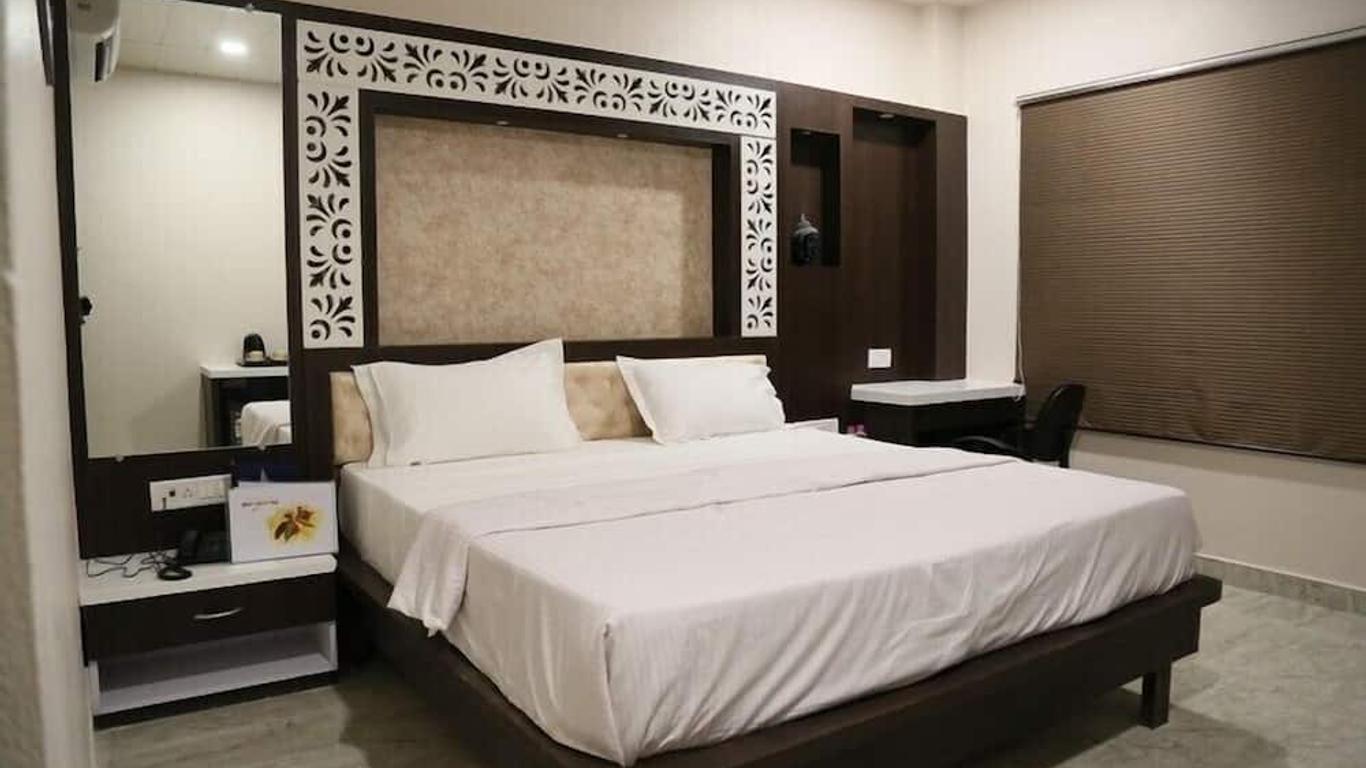 Hotel Sun N Star, Satna