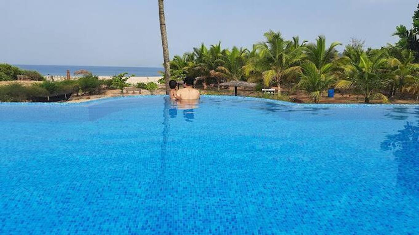 Golven Beach Resort