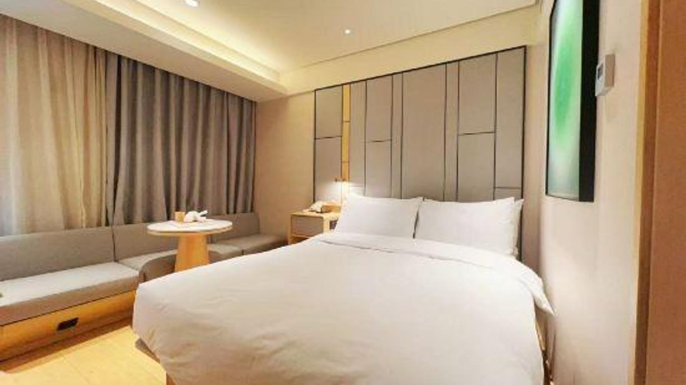 Ji Hotel Shanghai Yingao Xi Road