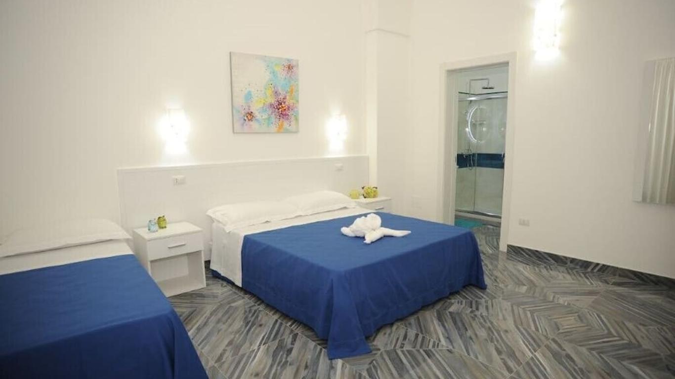 Casa Alfieri'rooms and Apartments'