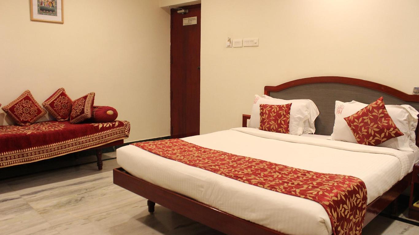 Hotel Sri Sabthagiri