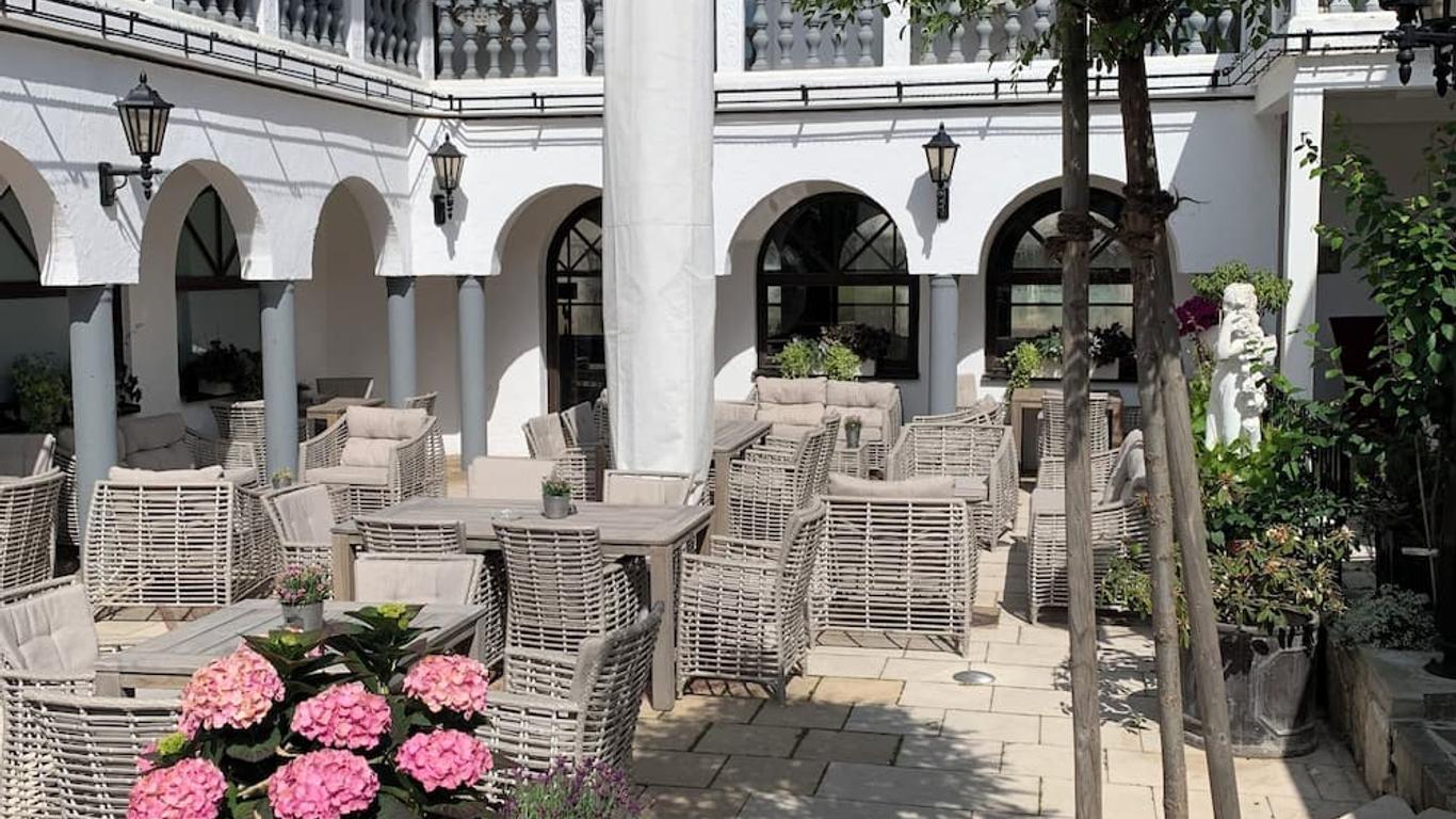 Boutiquehotel Goldhahn Bio Sport & Wellness