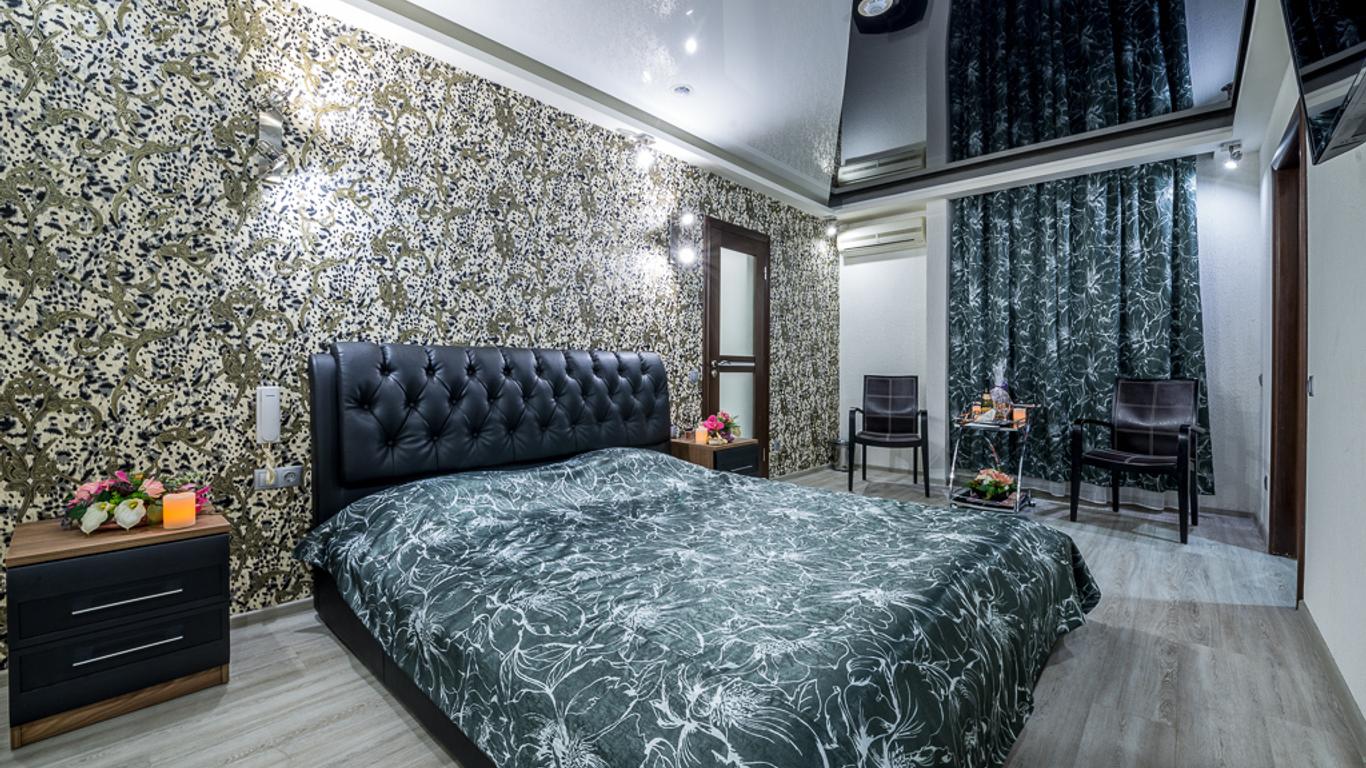 Alex Hotel on Budapeshtskaya