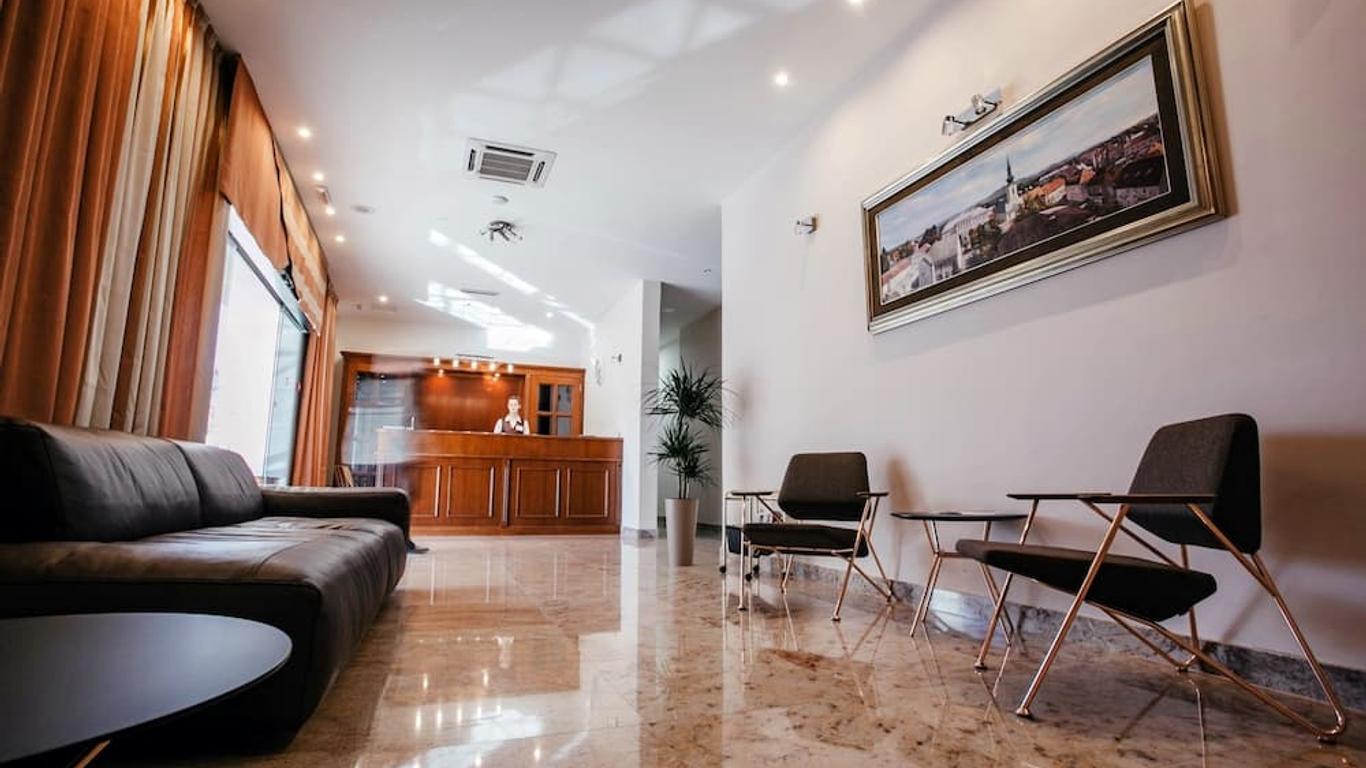 Hotel Stara Lika