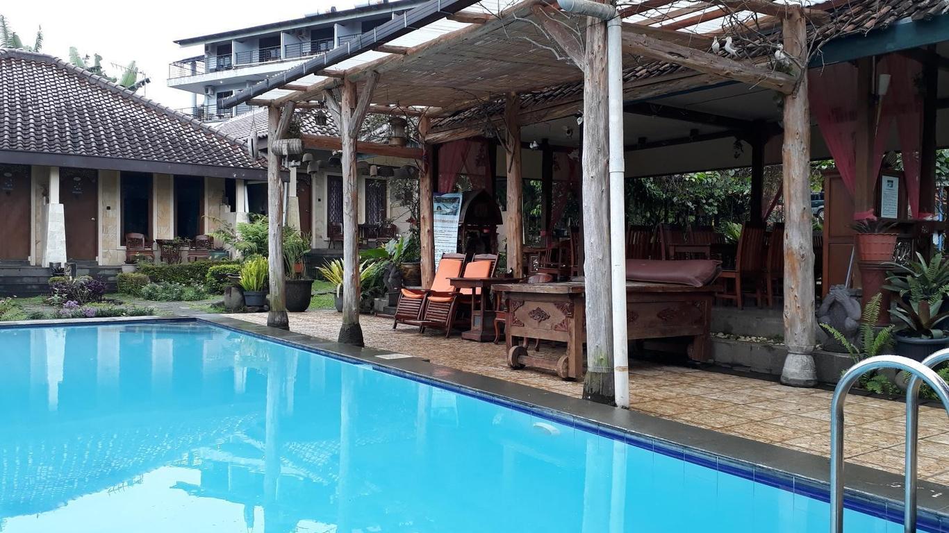 Taman Teratai Hotel