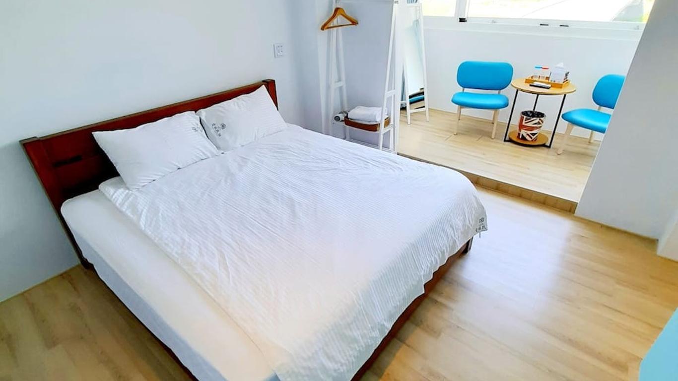 Love Travel Guest House