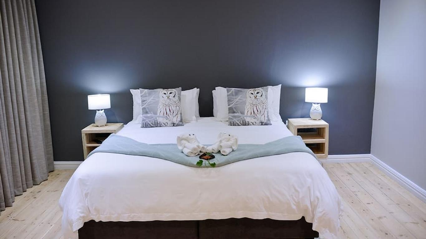 Two Fat Owls Guesthouse
