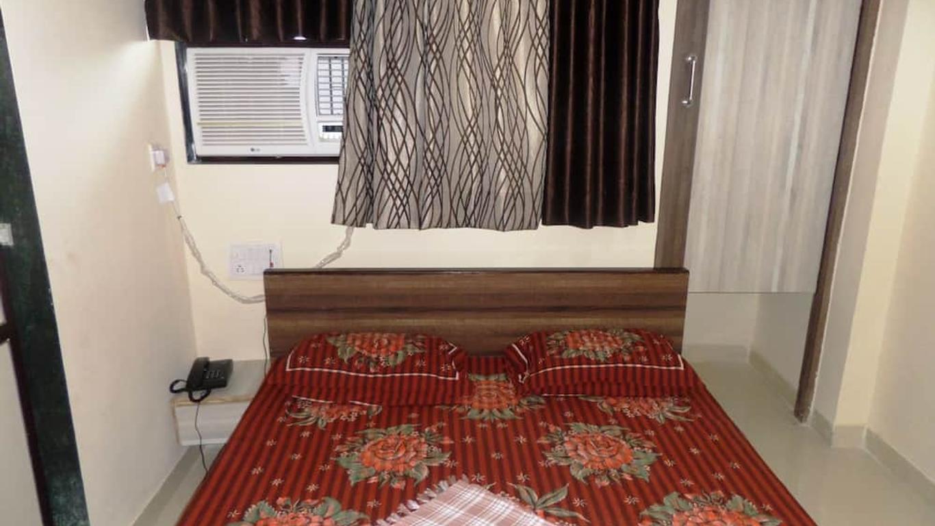 Riya Raj Hotel
