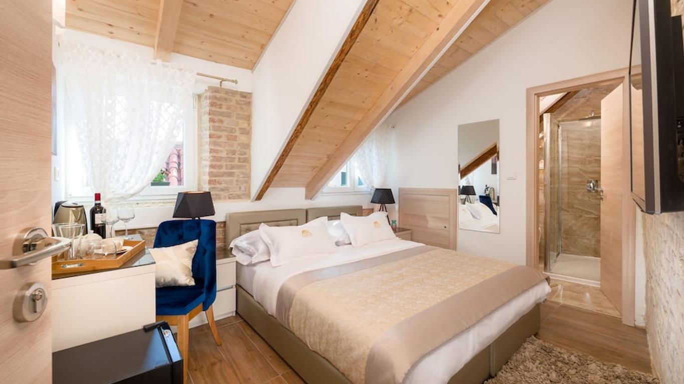 Agava Lux Rooms&Pool