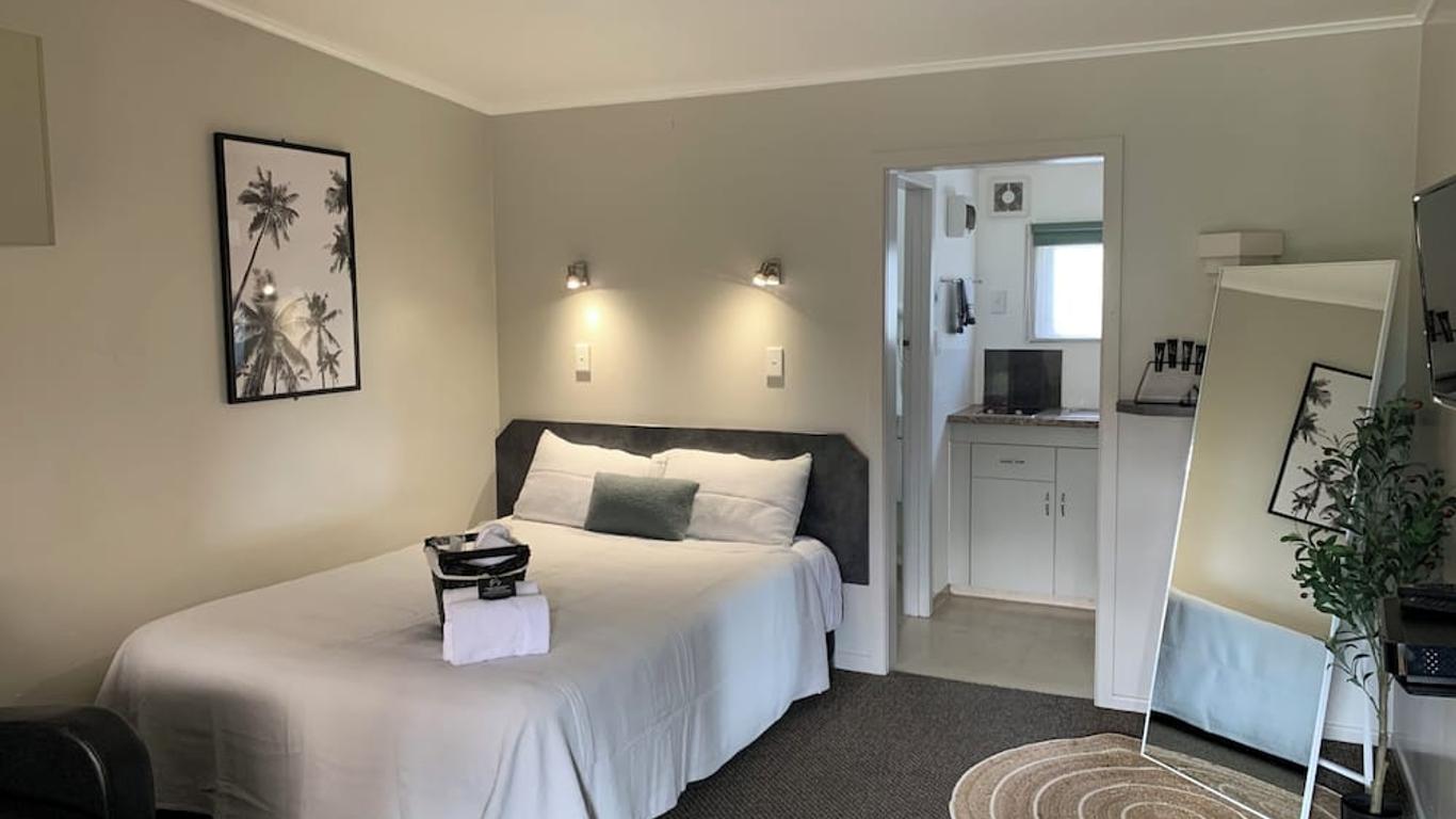 Travellers Inn Motel