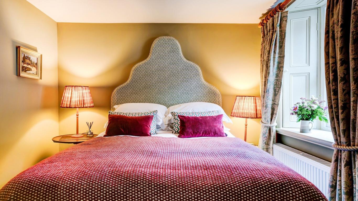 High Force Hotel