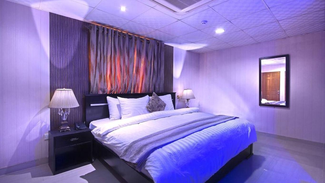 Valley Front Plus Hotel