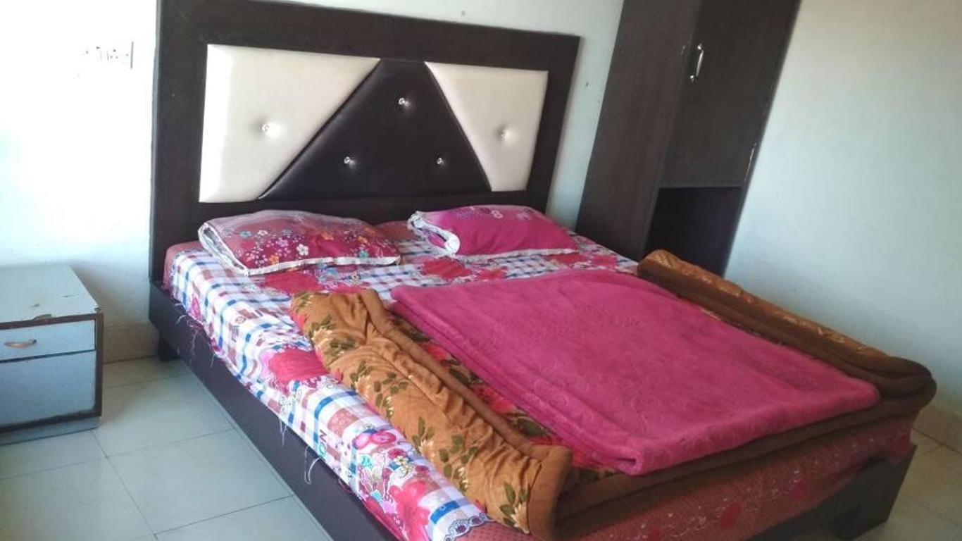 Hotel Natraj Palace