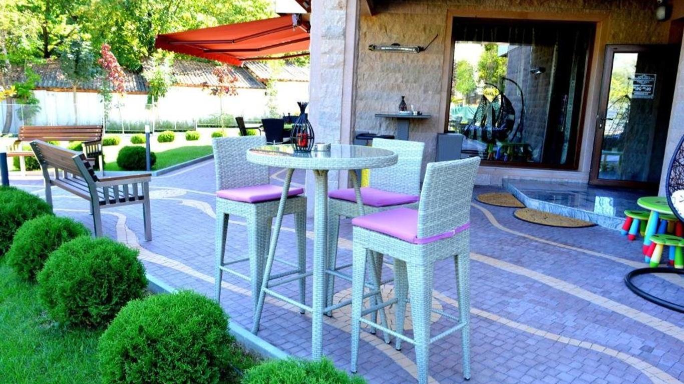 Victoriya's House