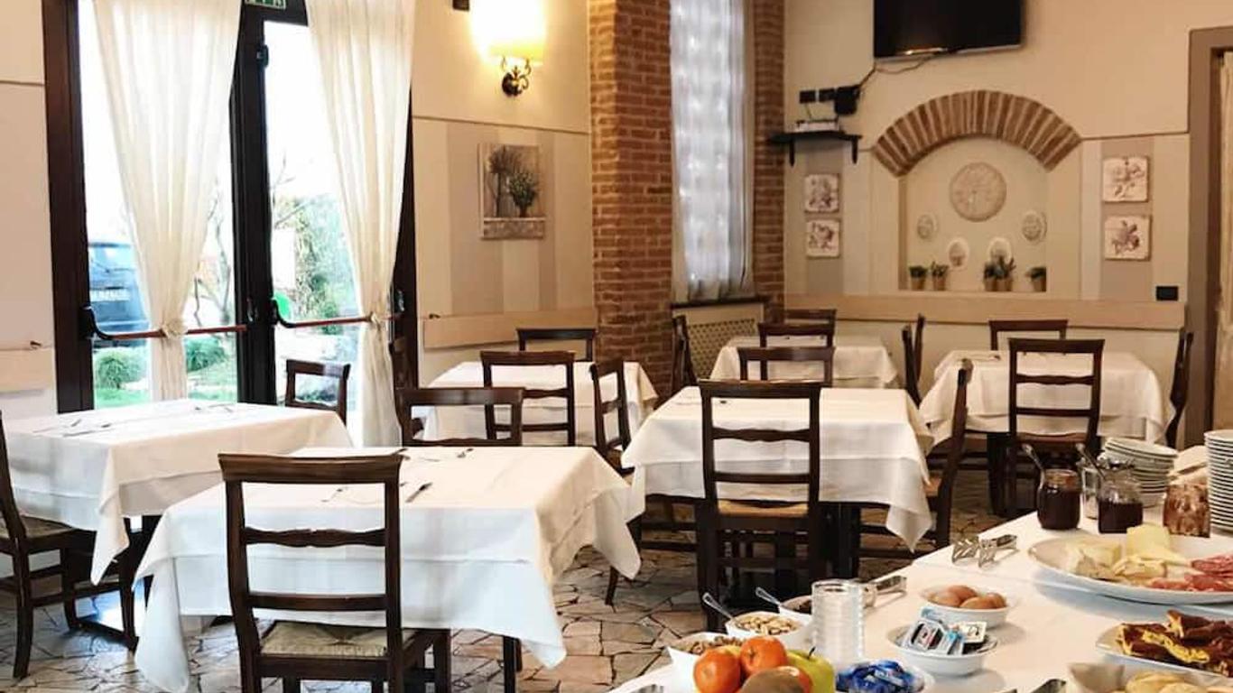 Ca' del Rio Resort
