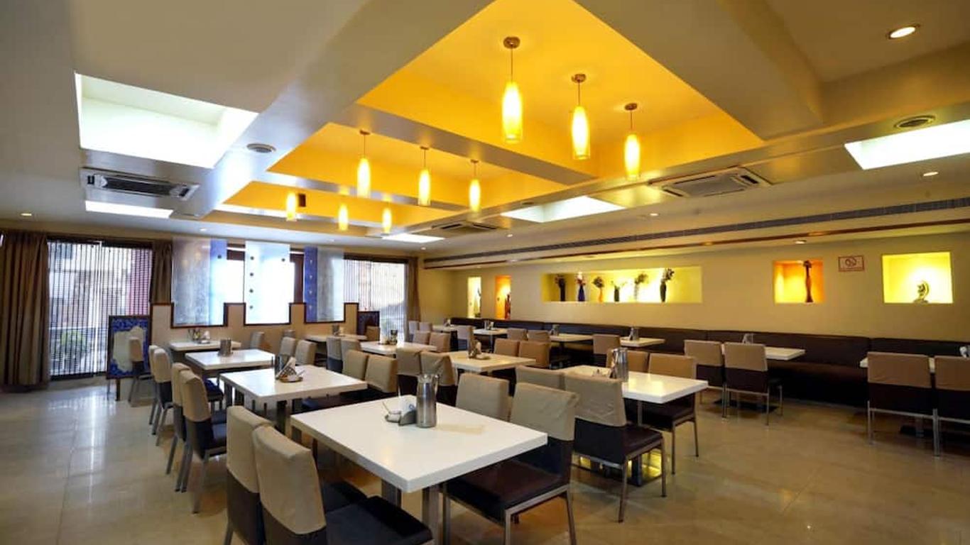 Hotel Geetha Regency