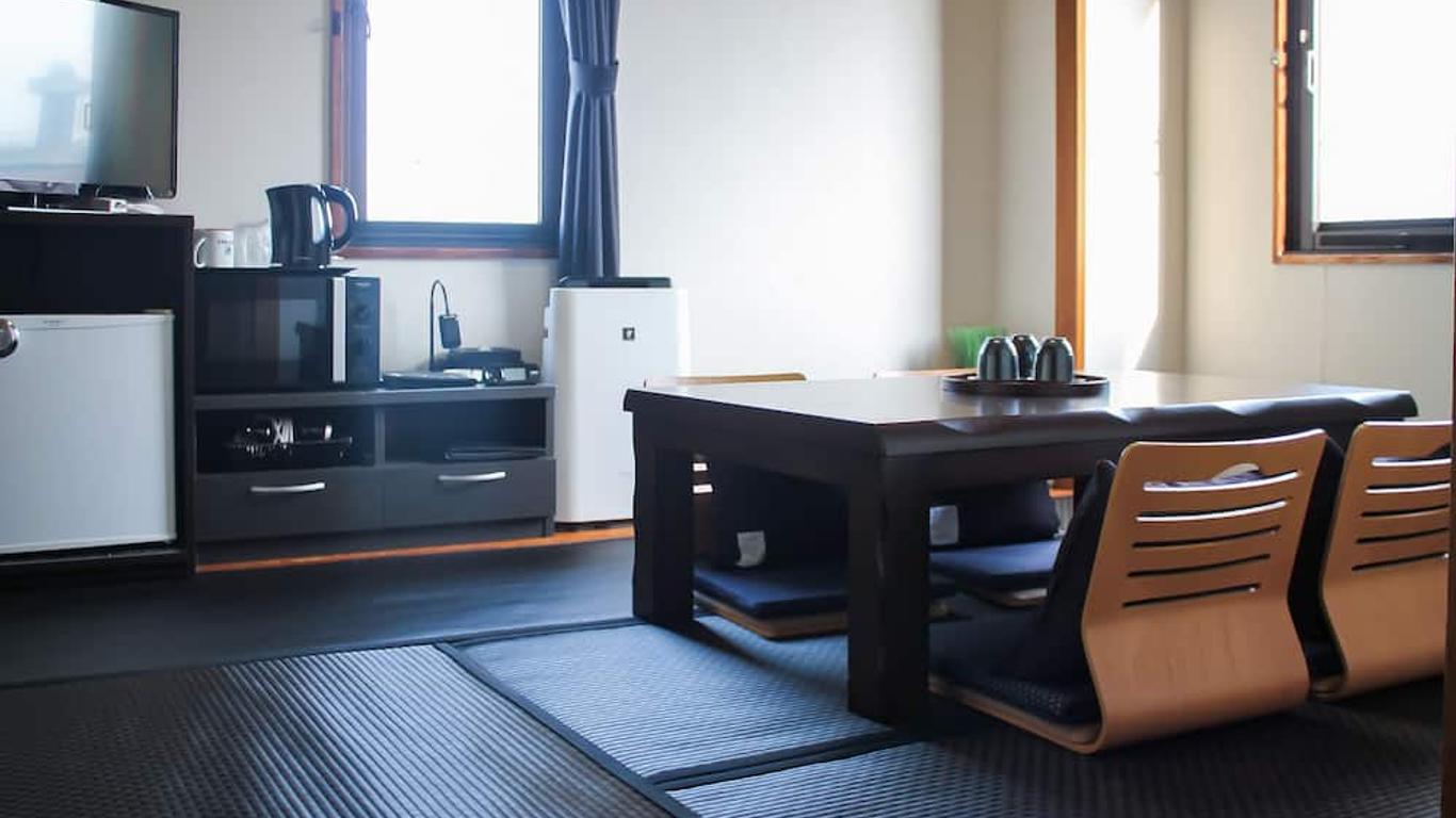 Hotel Livemax Budget Kanazawa-Idaimae