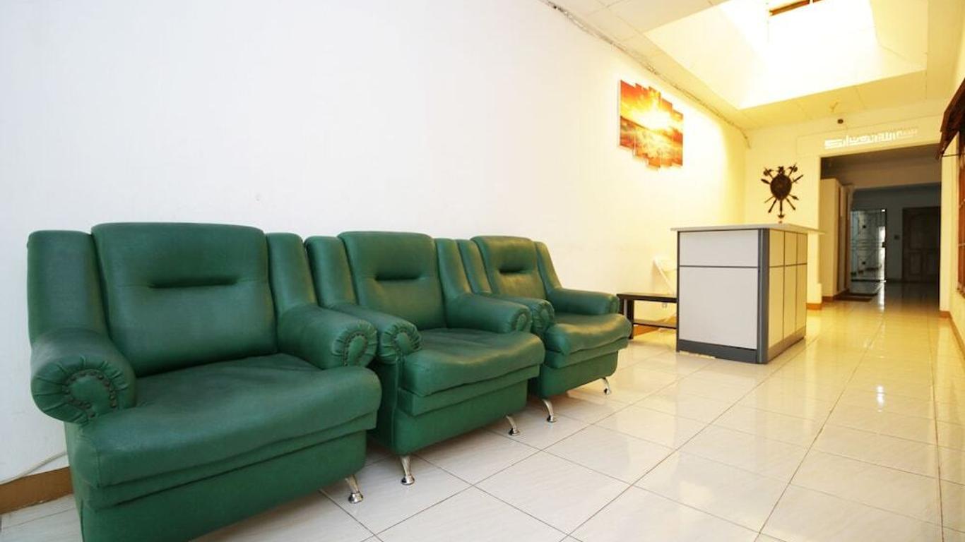 Airy Syariah Raya Inpres Kramat Jati Jakarta