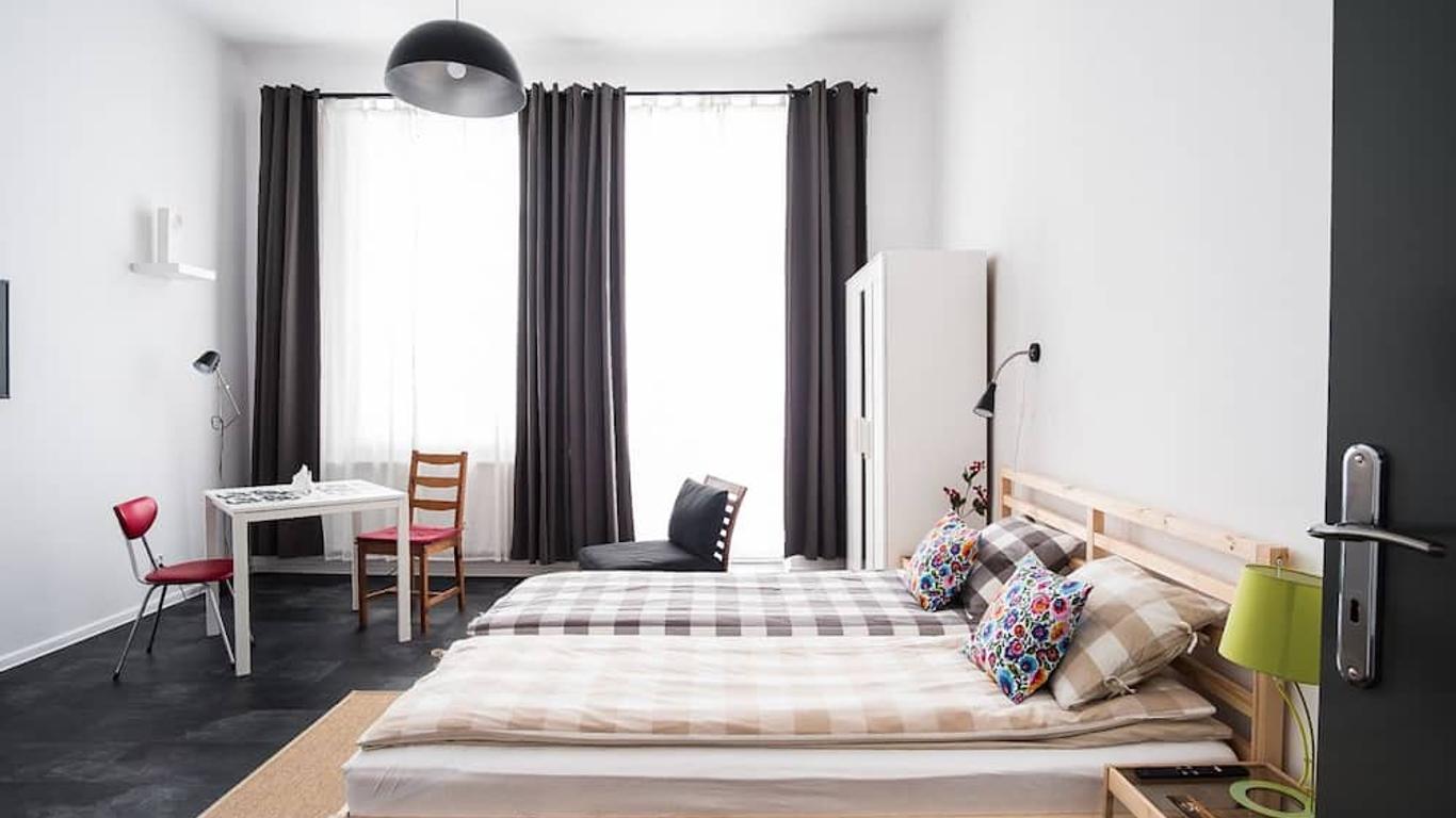 Hostel Likehome