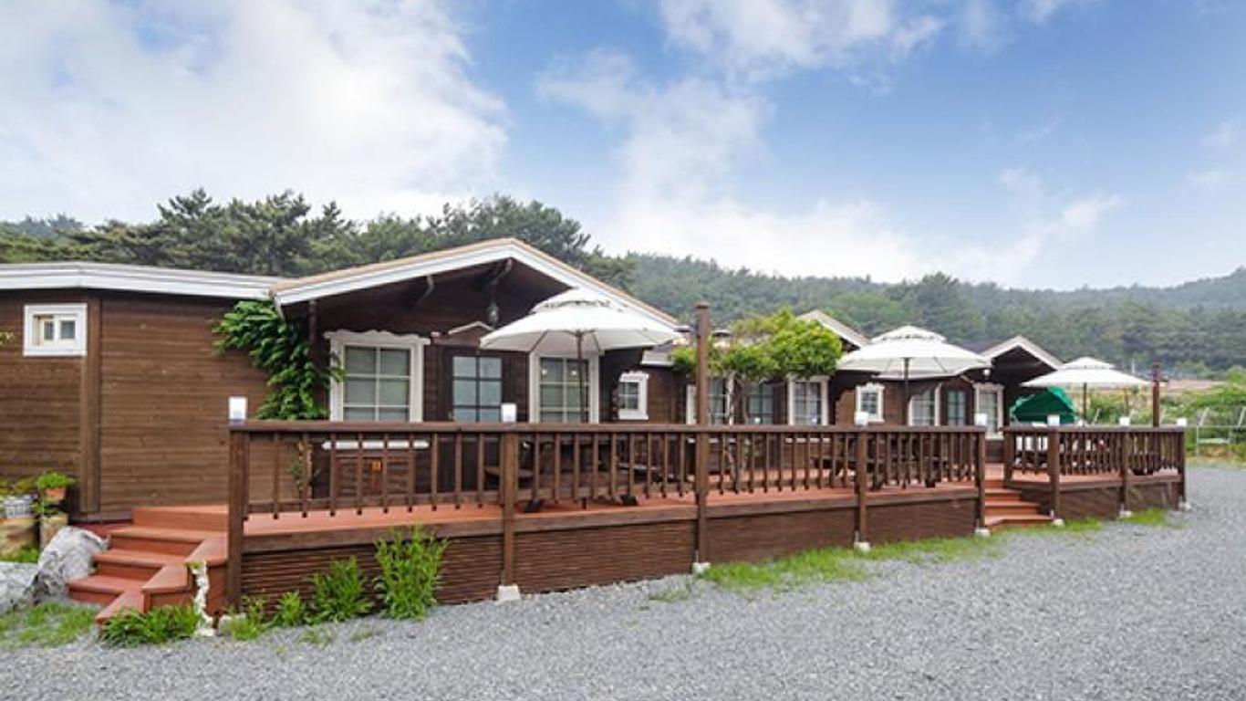 Taean Mountain and Sea Pension