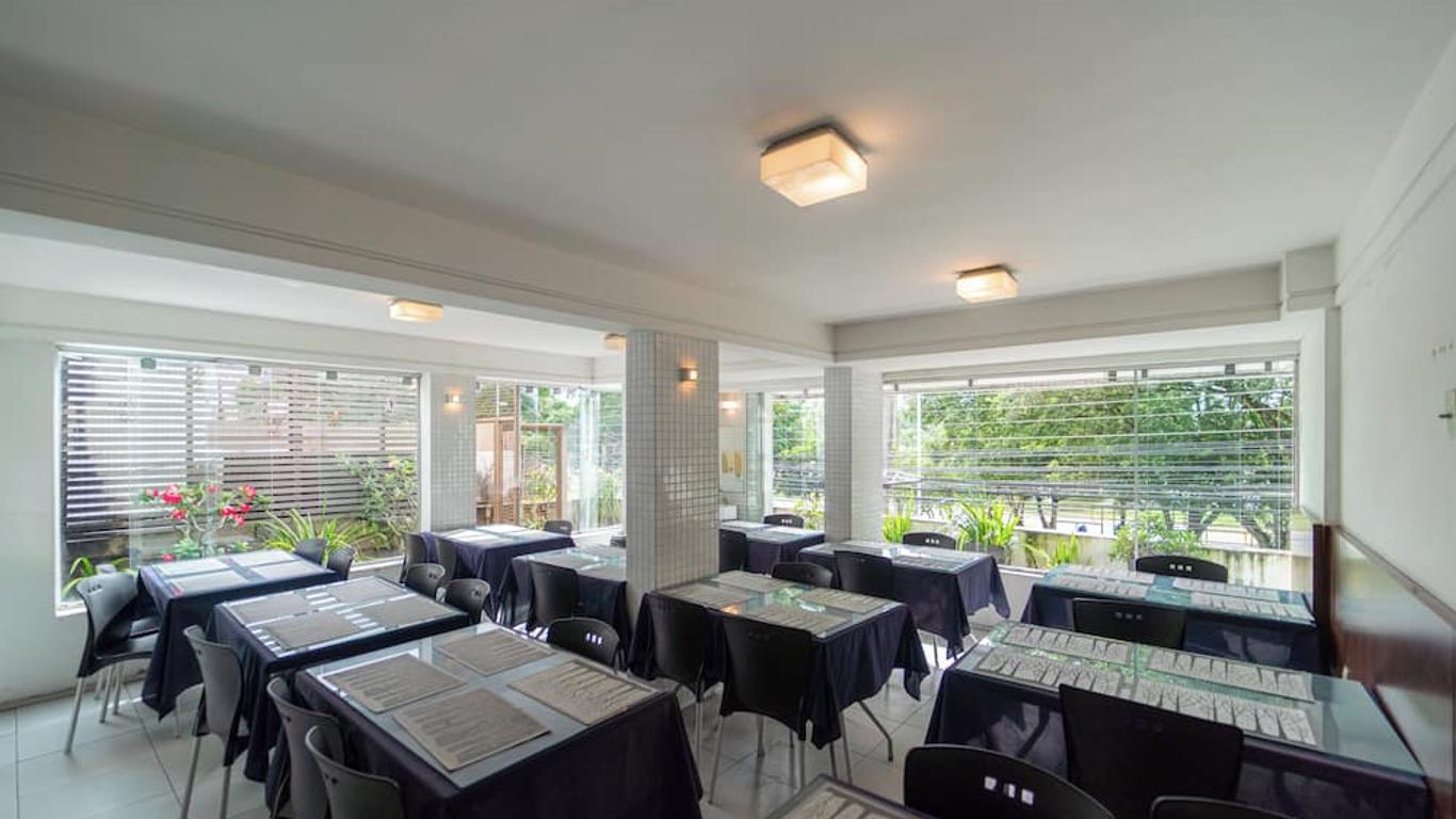 Lagoa Park Hotel