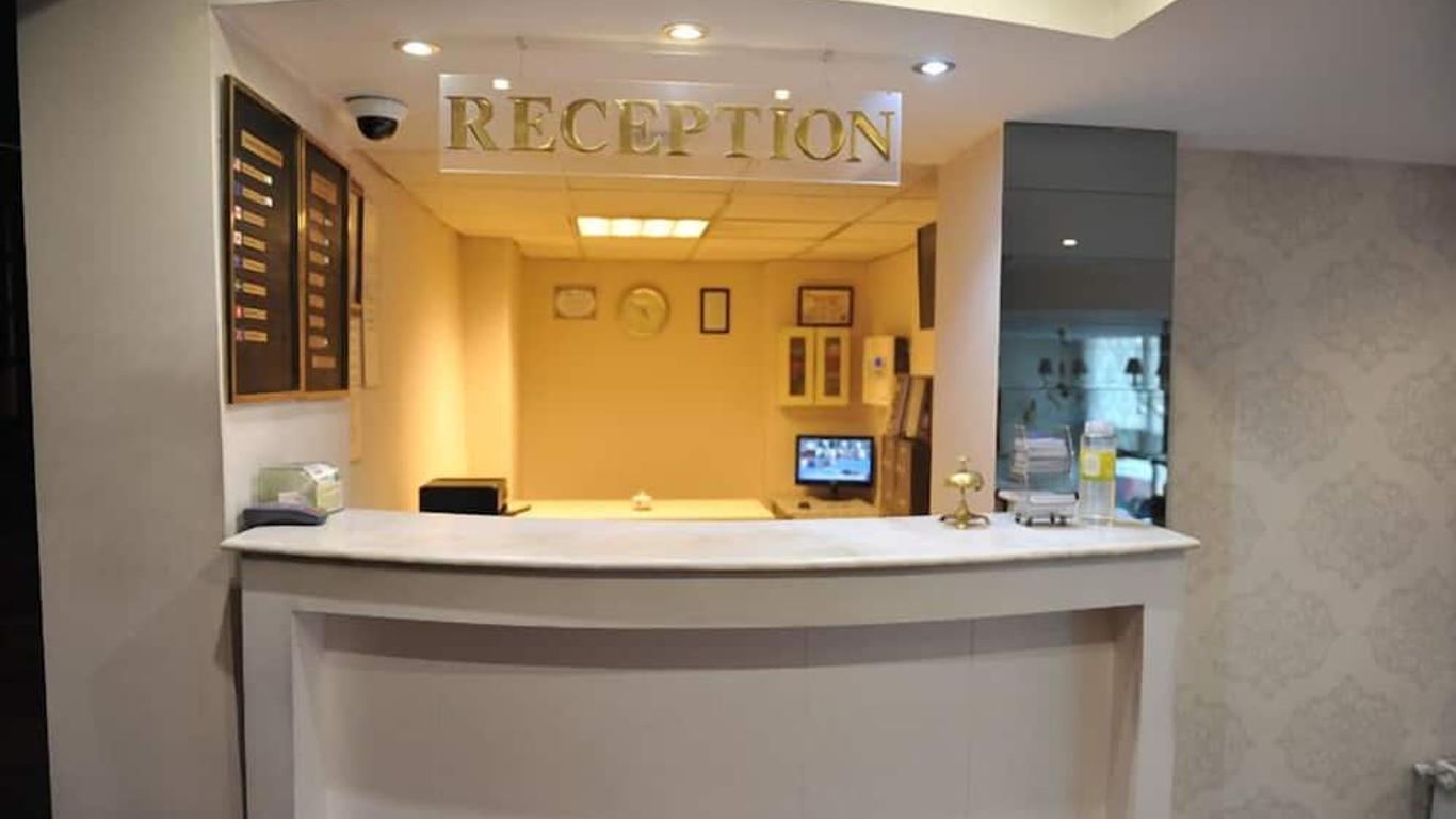 Esadas Hotel