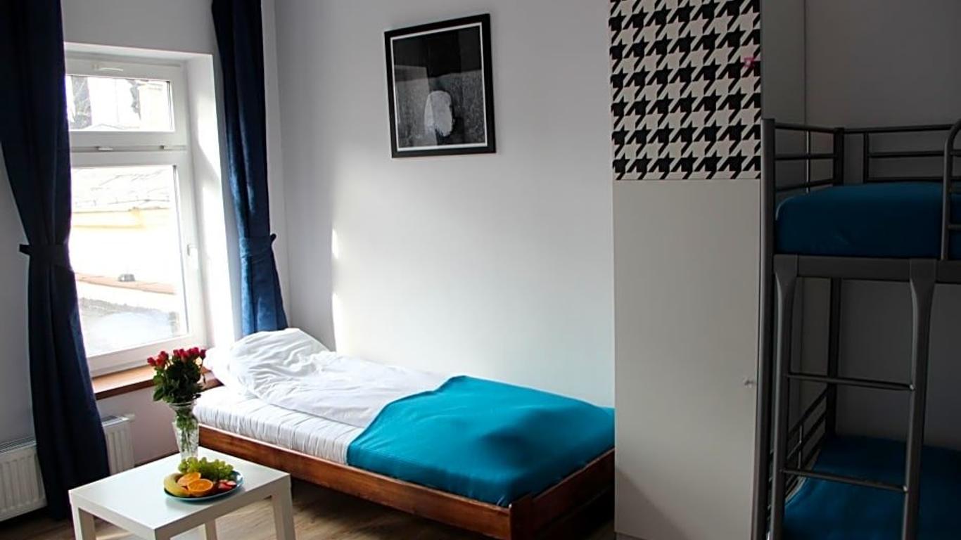 Baba Hostel