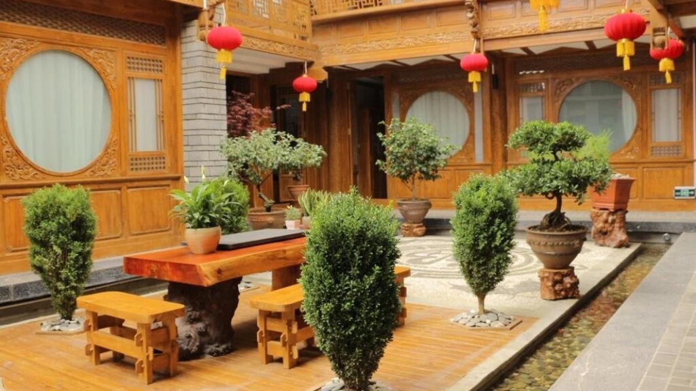 Lijiang Happyland Inn