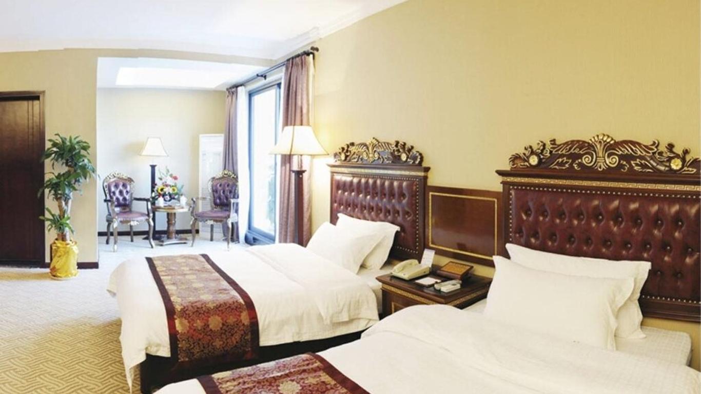 West Street Vista Hotel