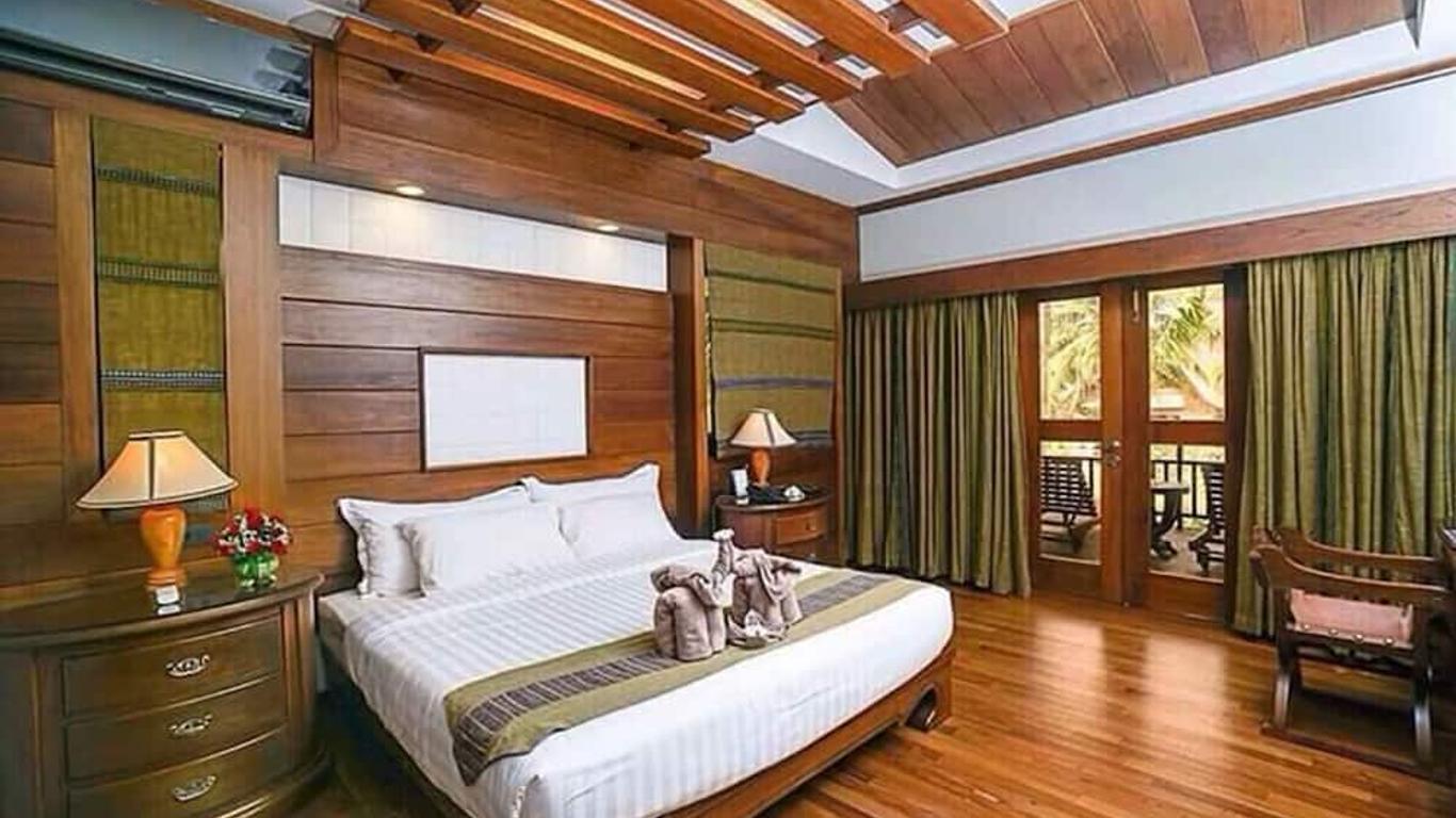 Sunny Paradise Resort