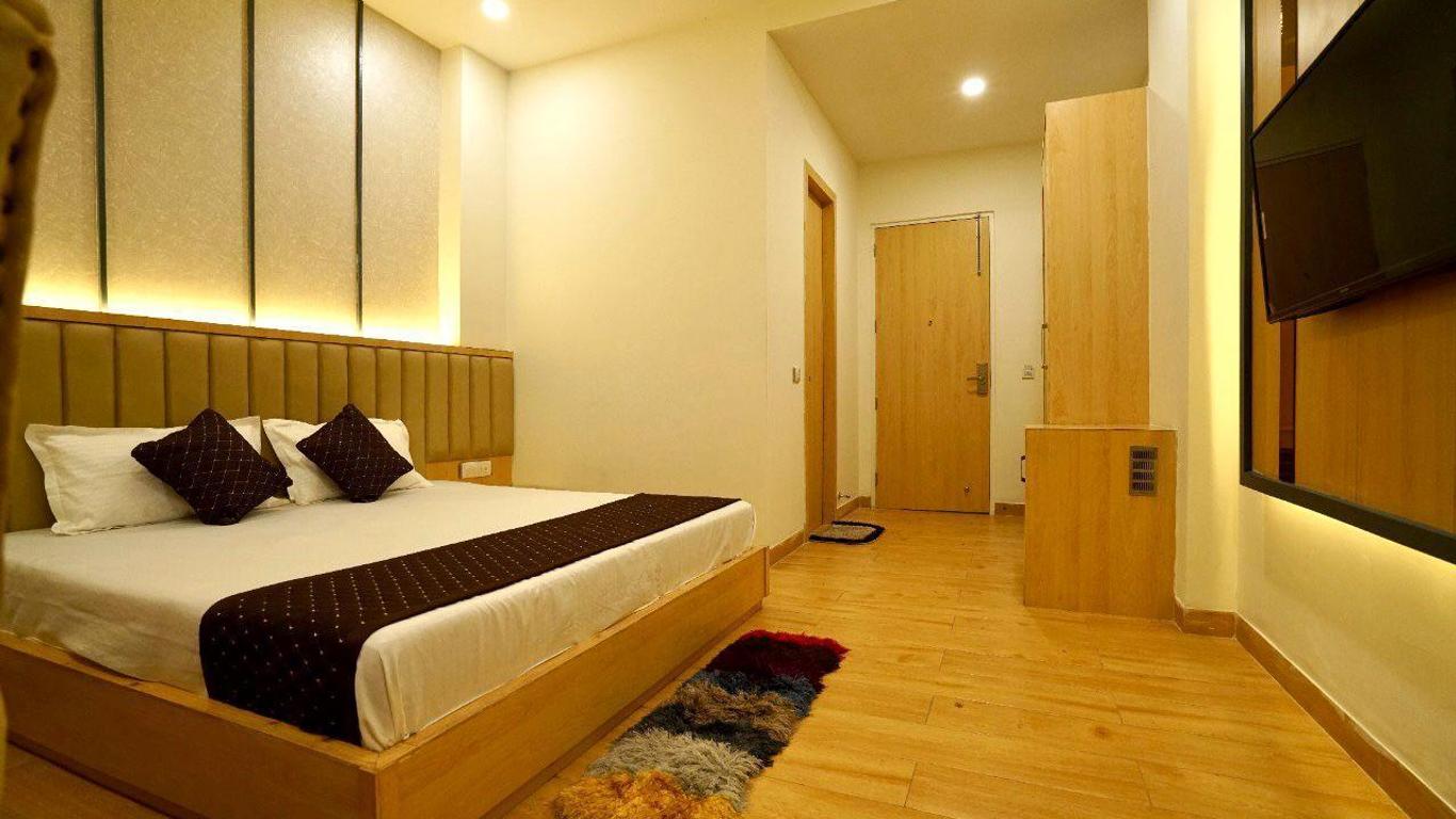 Hotel Ashirwad International