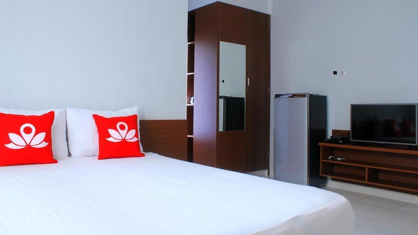 ZEN Rooms Puri Indah Syariah