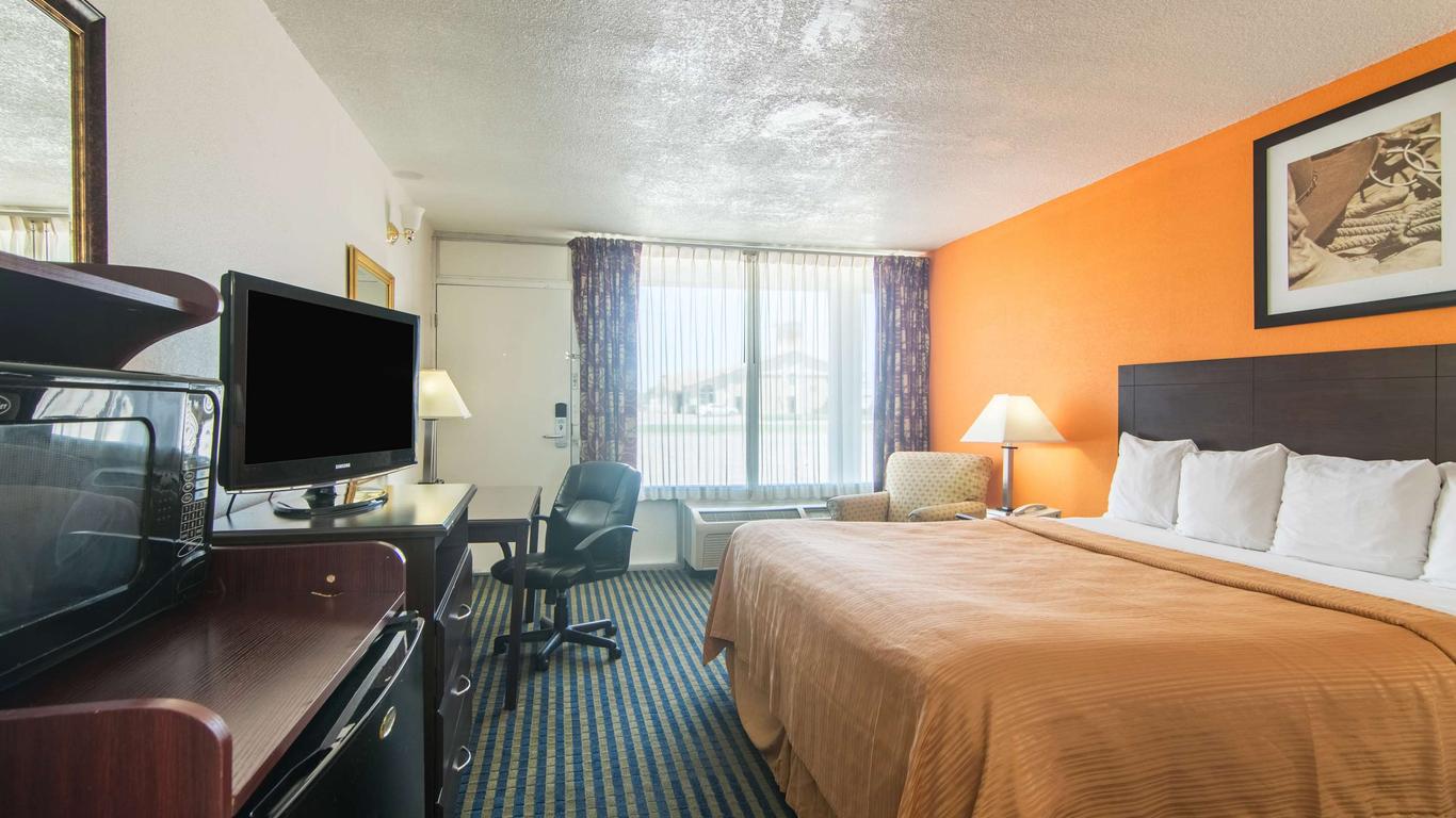 Motel 6 Liberal. Ks