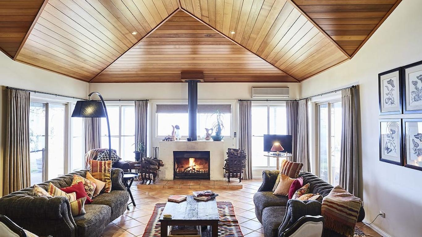 Rosby Guesthouse and Studio
