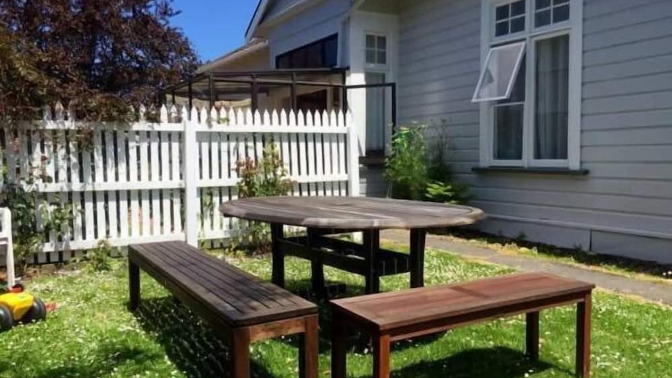 Dunedin Boutique Homestay