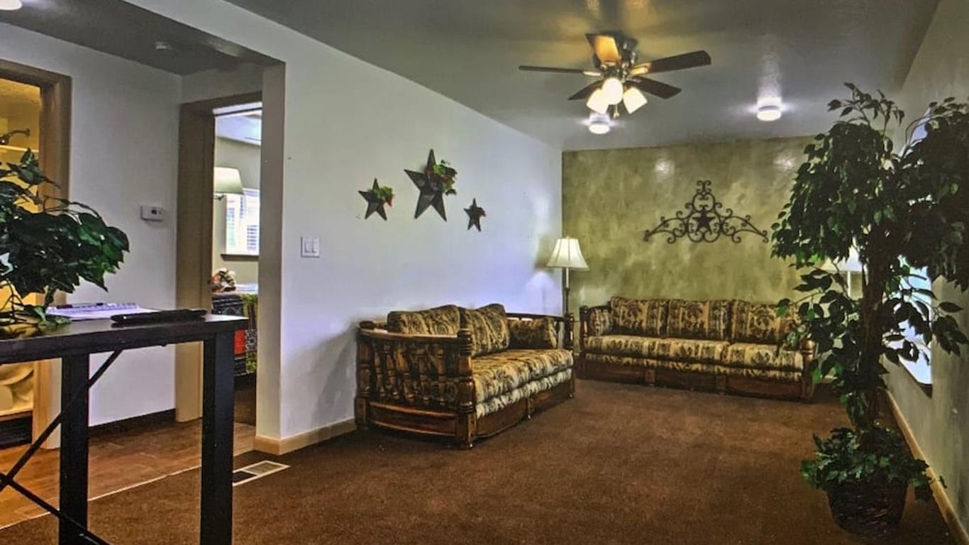 Cowboy Country Inn