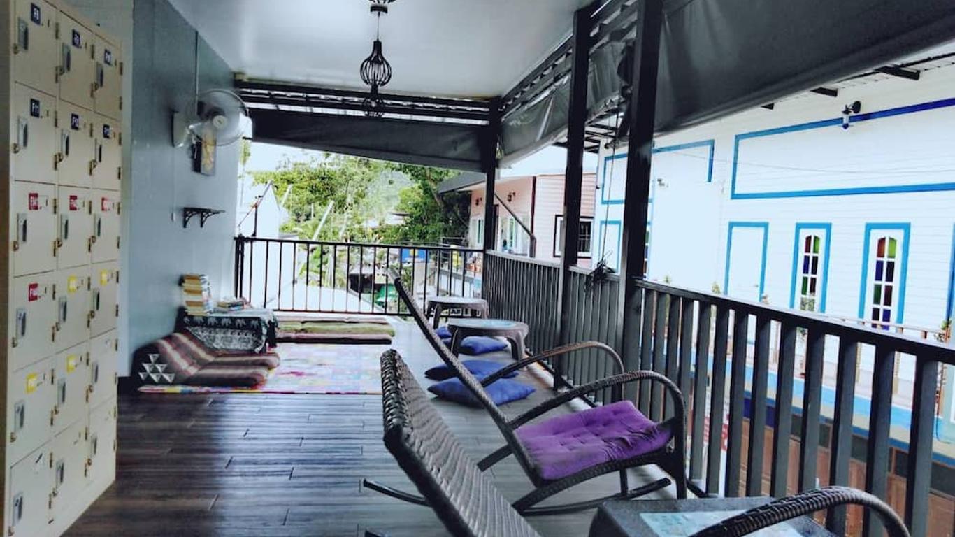 Decho Hostel