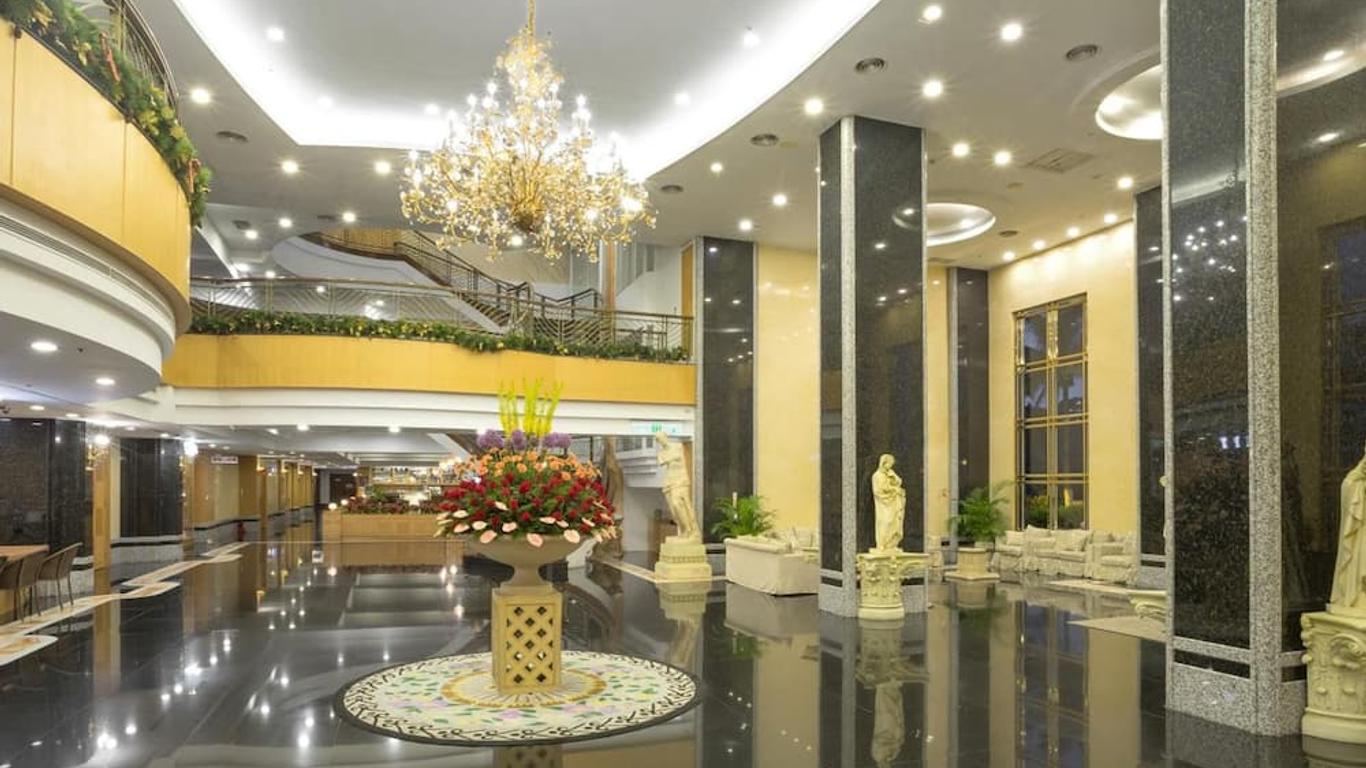 Le Beau Max Resort