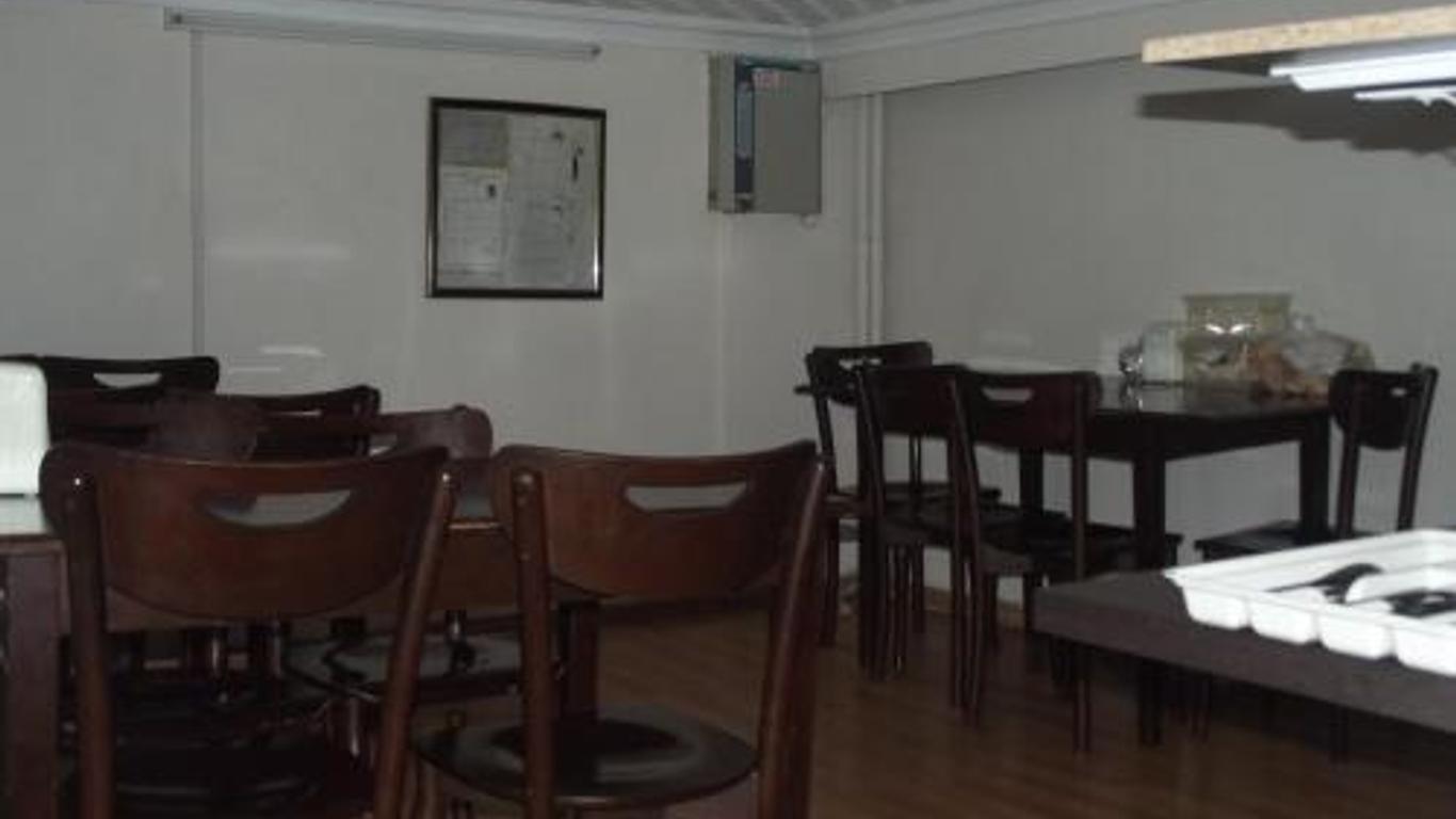 Divan Otel