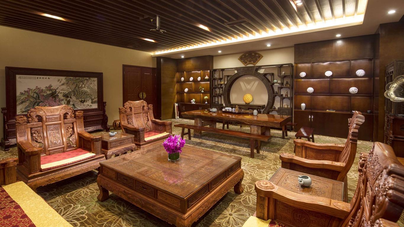 Ramada Huize
