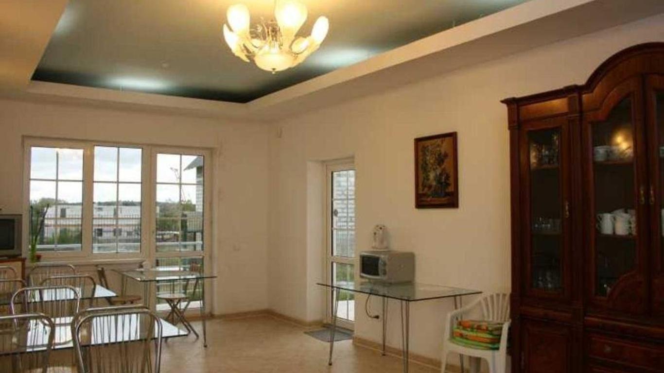 Baltiyskiy Briz Hotel naem zhilyh komnat u morya