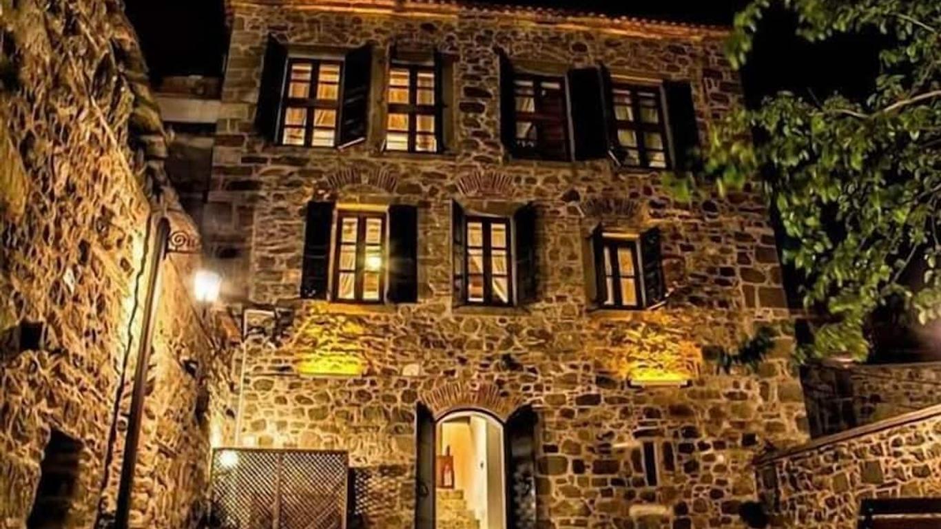 Aristonicus Boutique Hotel