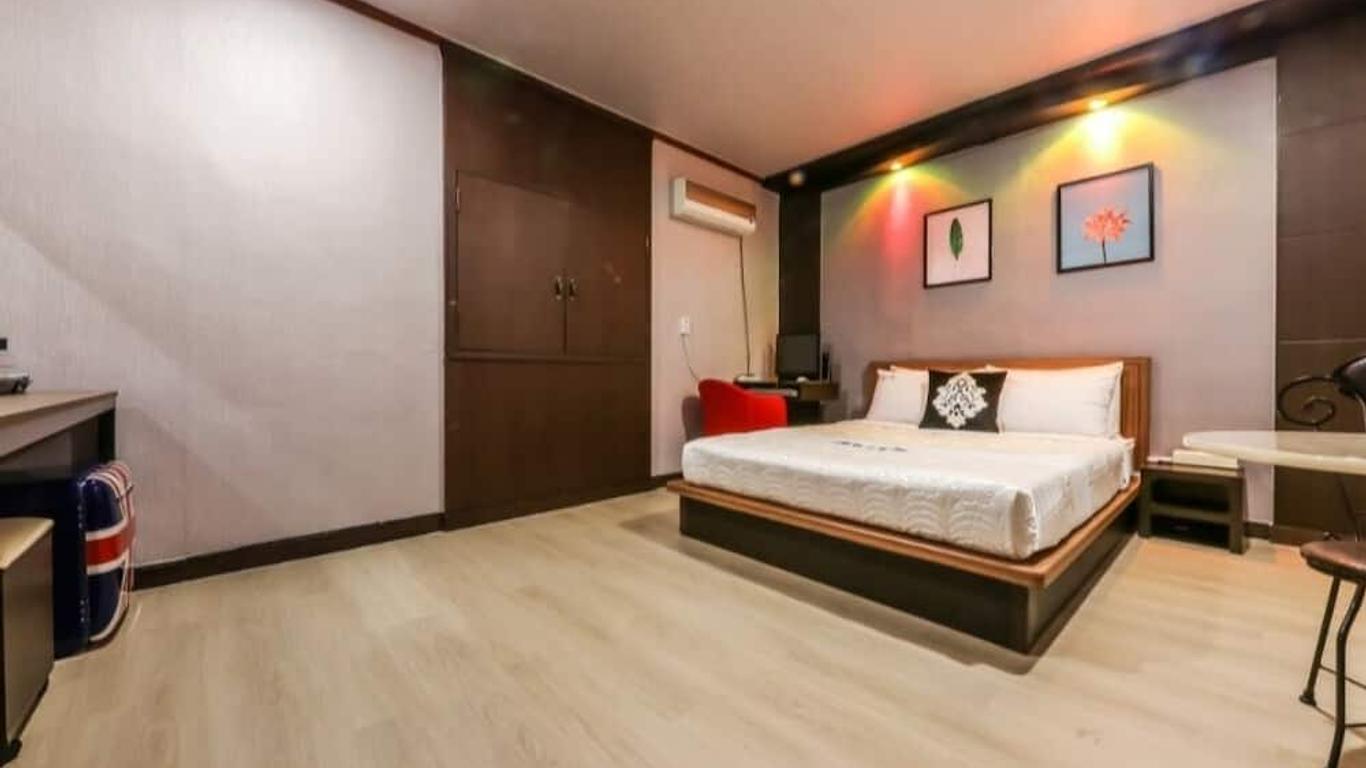 Zen Motel