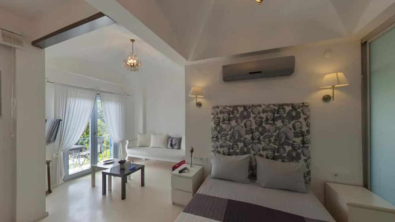 Aspasia House