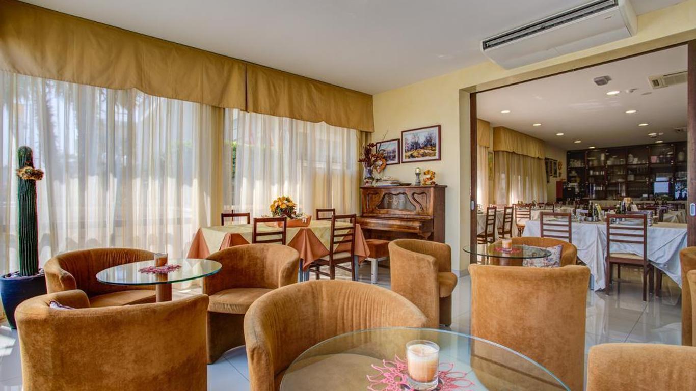 Hotel Deanna