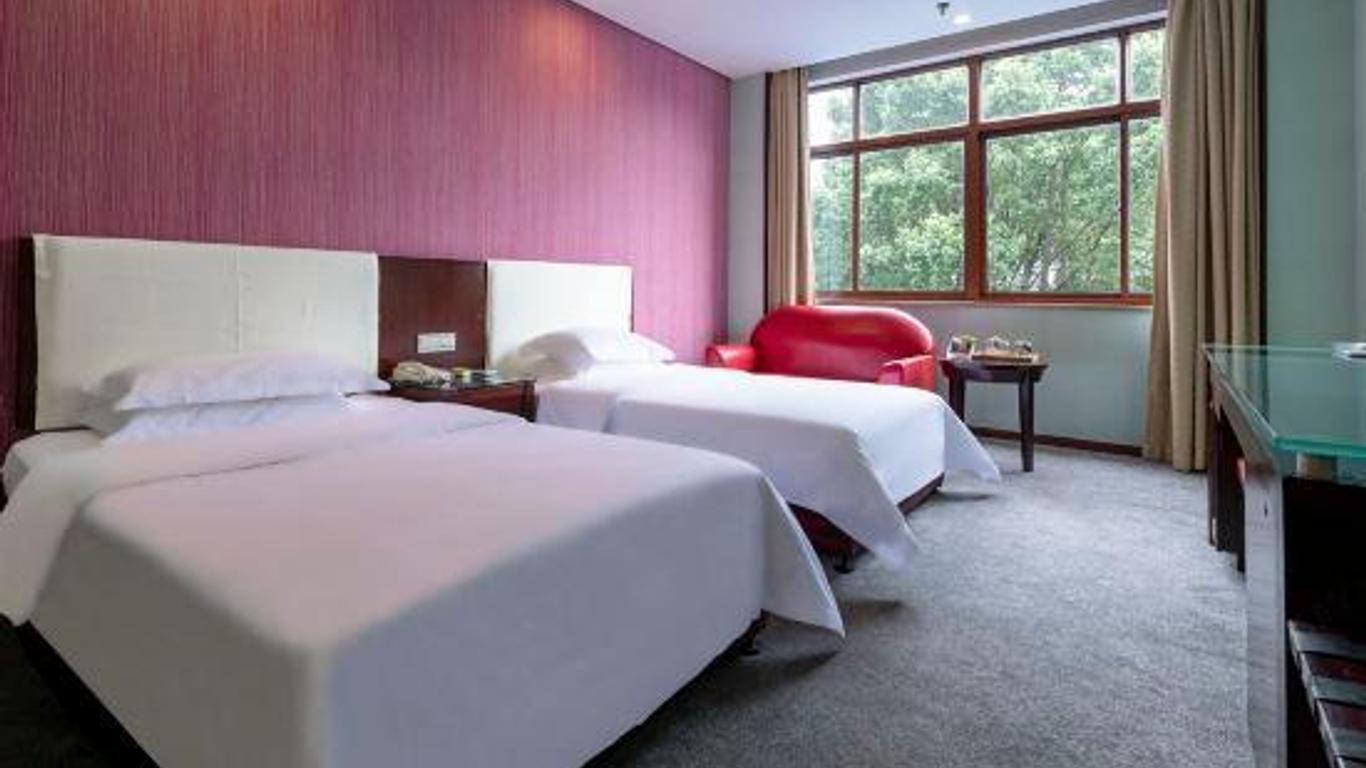 Cixi SANBI Huayuan Hotel (School of science and technology, Ningbo University)