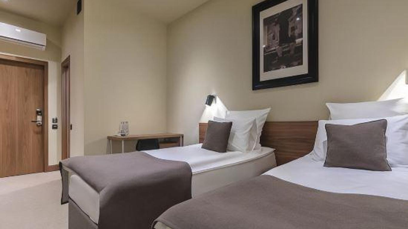 Gregory Hotel