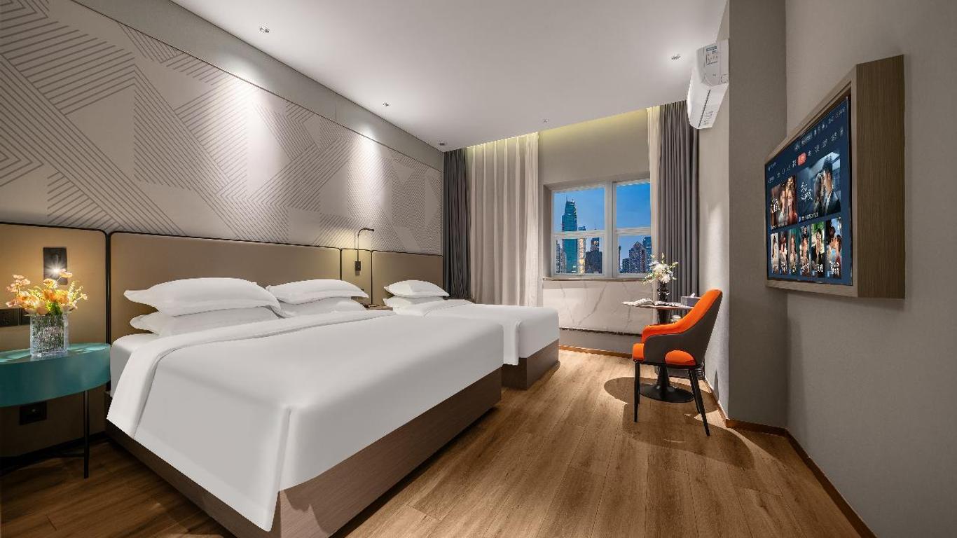 Borman Hotel Chongqing Jiefangbei Pedestrian Street