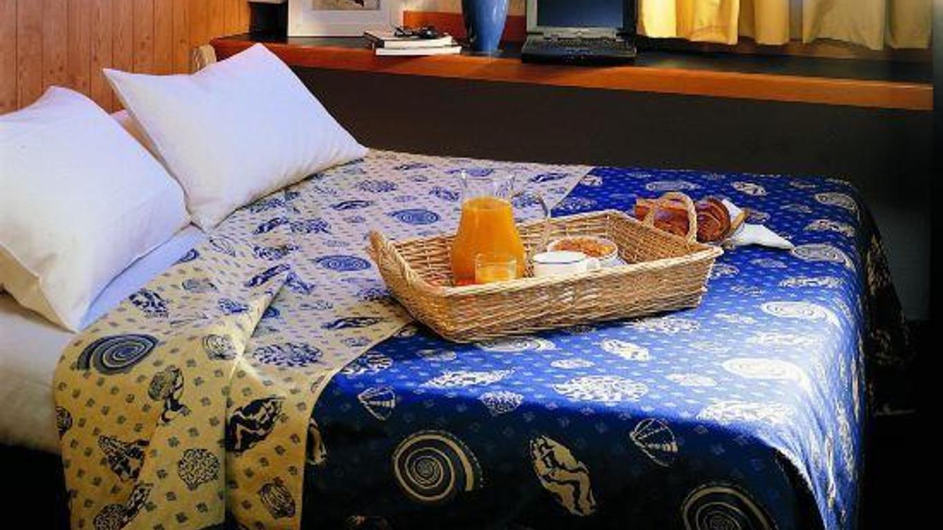 Kyriad Direct Chilly Mazarin
