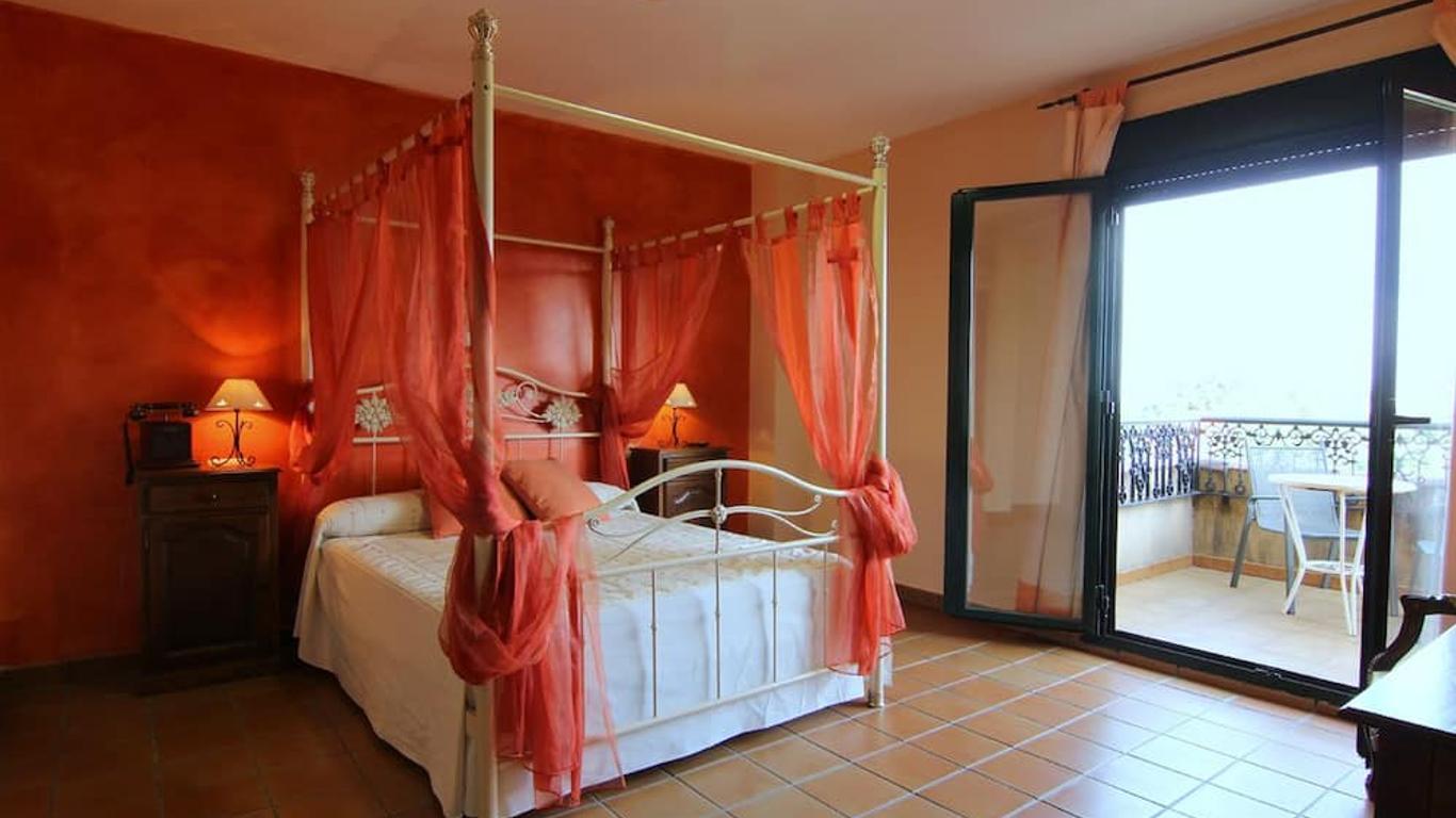 Hotel Rural Hojaranzos